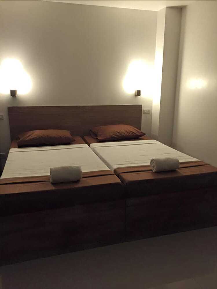 Reddoorz Plus Near Vigan City Commercial Center المظهر الخارجي الصورة
