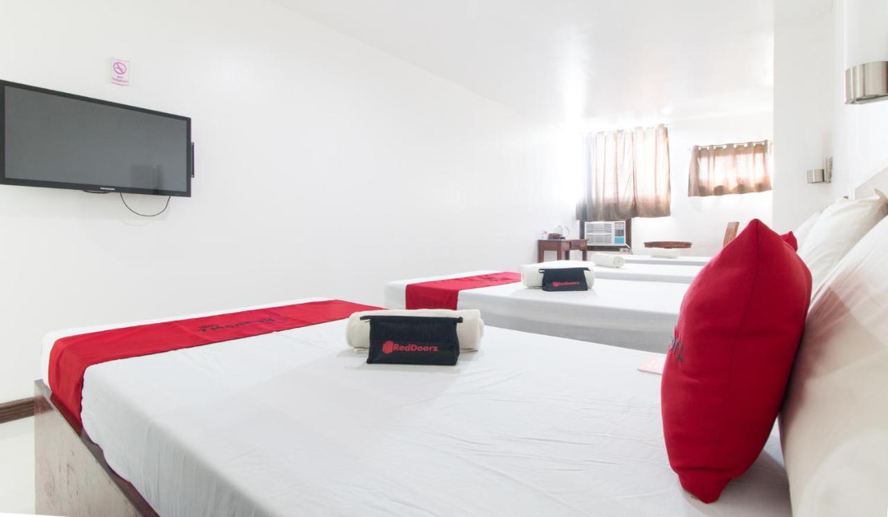 Reddoorz Plus Near Vigan City Commercial Center المظهر الخارجي الصورة